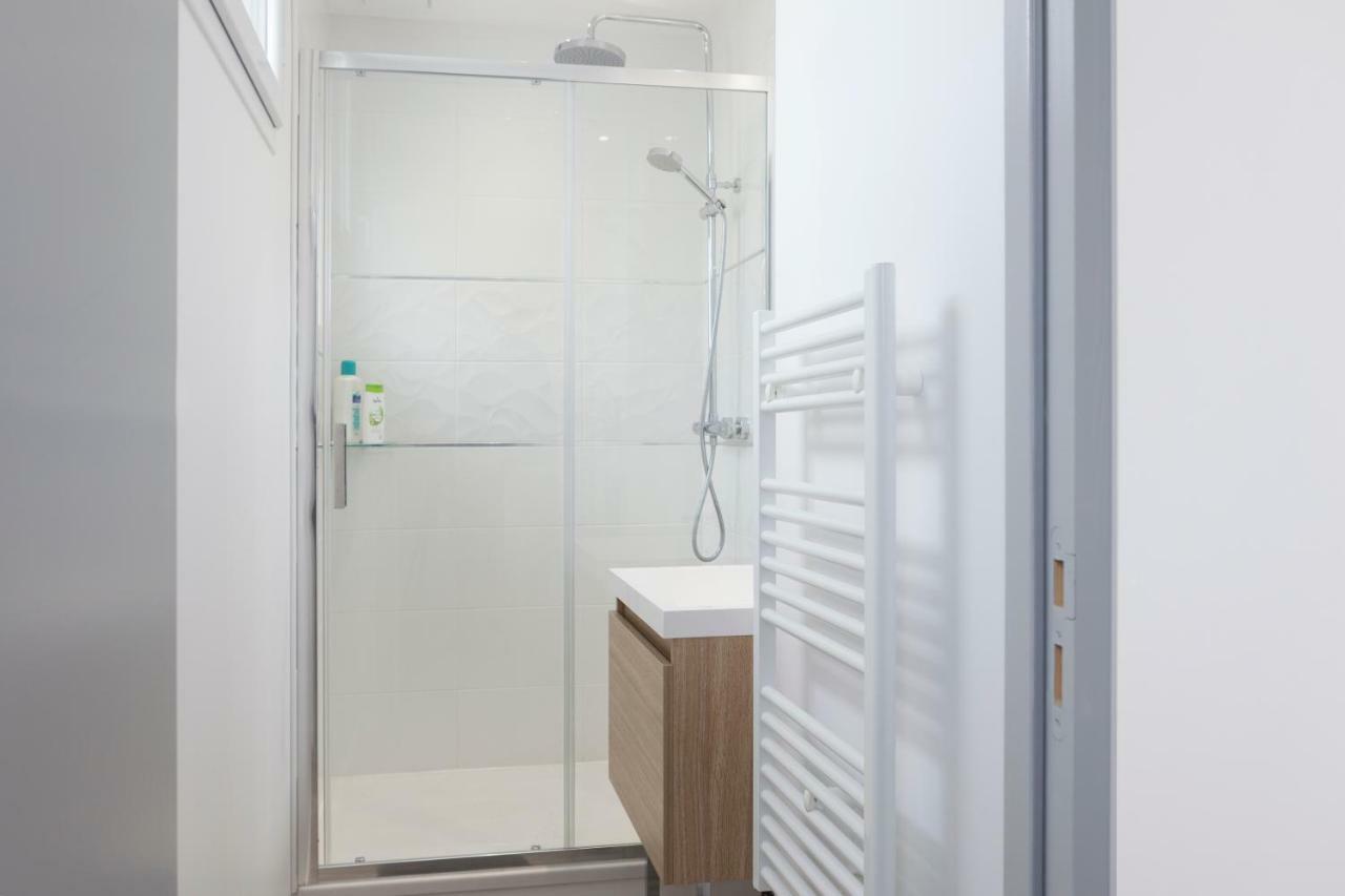 Residence Marechal Leclerc Laval  Exterior photo