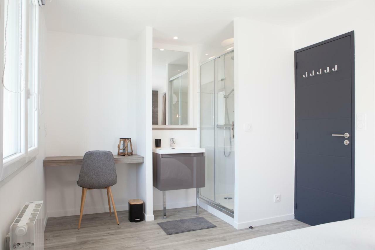 Residence Marechal Leclerc Laval  Exterior photo